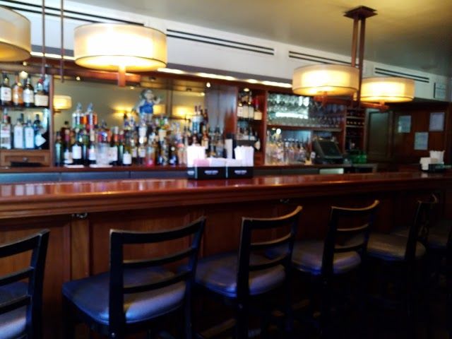Annie's Paramount Steak House