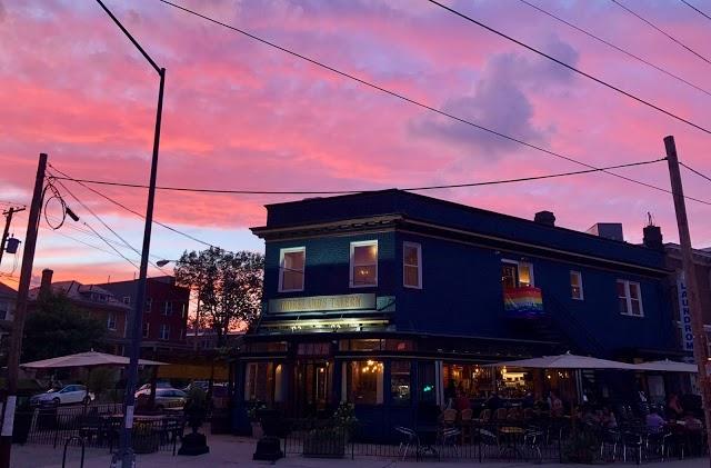 Moreland's Tavern