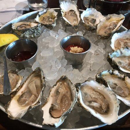 Hank's Oyster Bar Dupont Circle